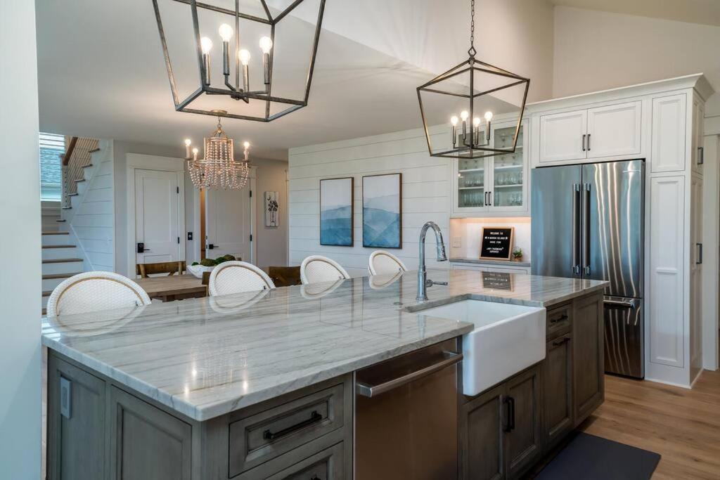Marsh Island 9 - Best Sunset On The Island! Renovated Home! Isle of Palms Exterior photo